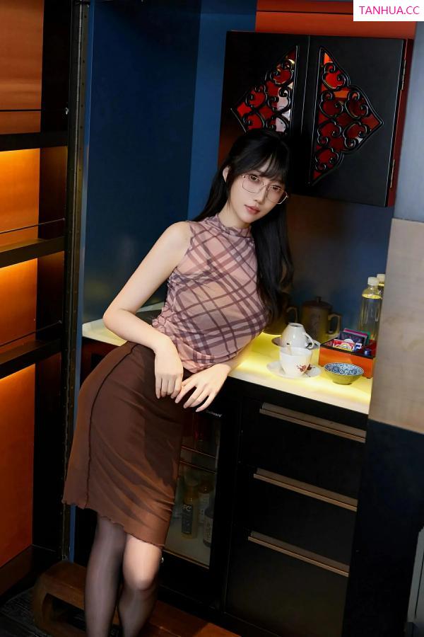 玥儿玥  [XiuRen]高清写真图 2025.09.22 No.10793 玥儿玥er 黑色情趣第10张图片